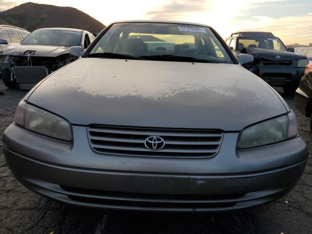 Photo 5 from auction – 1999 TOYOTA CAMRY LE with VIN JT2BF22K4X0165635