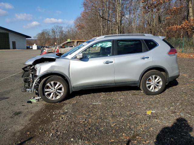 NISSAN ROGUE S 2015 with VIN KNMAT2MV6FP548338 - Photo from auction