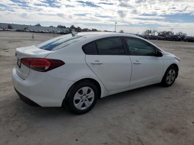 Photo 3 from auction – 2017 KIA FORTE LX with VIN 3KPFK4A70HE057941