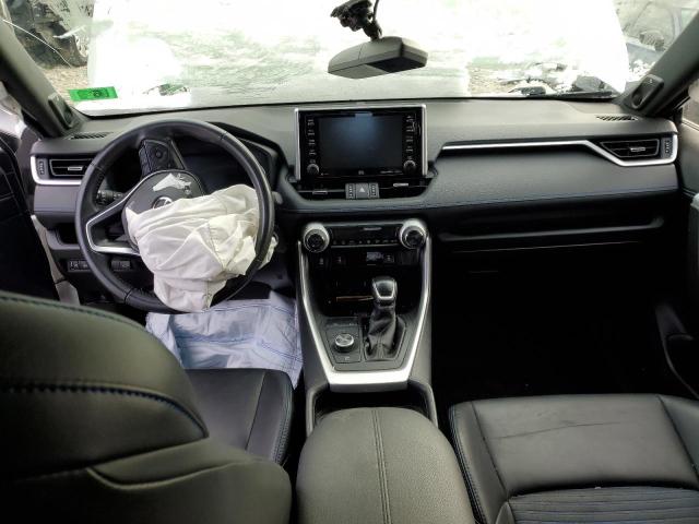 Photo 8 from auction – 2020 TOYOTA RAV4 XSE with VIN JTMEWRFVXLD533577