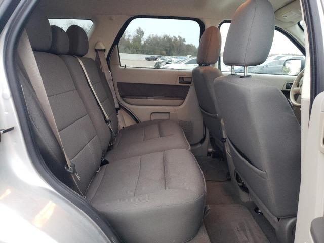 Photo 11 from auction – 2010 FORD ESCAPE XLT with VIN 1FMCU0DG4AKA30404