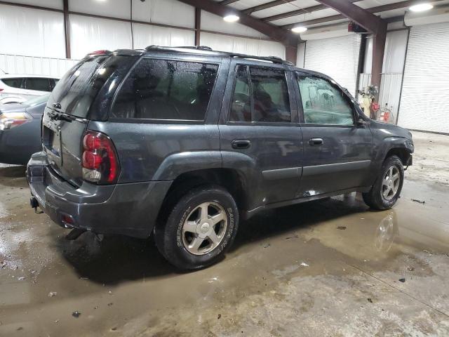 Photo 3 from auction – 2005 CHEVROLET TRAILBLAZE with VIN 1GNDT13S752285813
