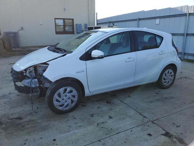 TOYOTA PRIUS C 2016 with VIN JTDKDTB34G1133841 - Photo from auction