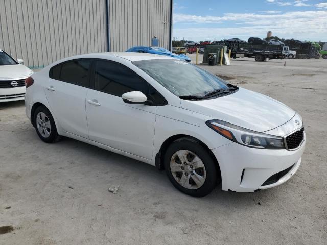 Photo 4 from auction – 2017 KIA FORTE LX with VIN 3KPFK4A70HE057941