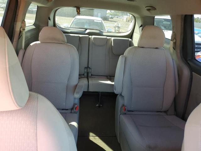 Photo 10 from auction – 2017 KIA SEDONA L with VIN KNDMA5C17H6285031