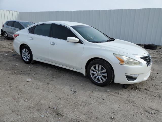 Photo 4 from auction – 2013 NISSAN ALTIMA 2.5 with VIN 1N4AL3AP9DN419326