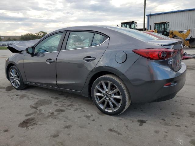 Photo 2 from auction – 2018 MAZDA 3 TOURING with VIN 3MZBN1V38JM219268