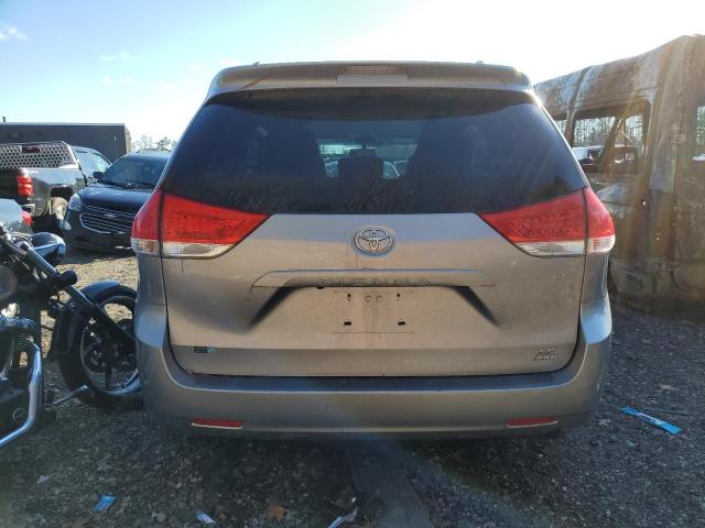 Photo 6 from auction – 2011 TOYOTA SIENNA with VIN 5TDJK3DC3BS001941