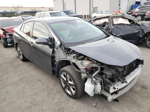 Photo 4 from auction – 2017 TOYOTA PRIUS with VIN JTDKARFUXH3043341