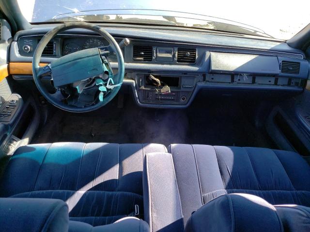 Photo 8 from auction – 1994 FORD CROWN VICT with VIN 2FALP74W9RX103731