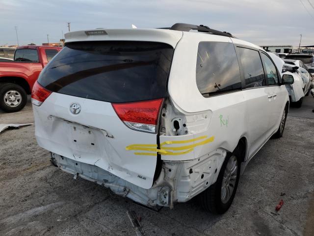 Photo 3 from auction – 2013 TOYOTA SIENNA XLE with VIN 5TDYK3DC6DS324866