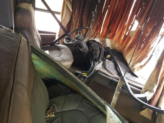 Photo 7 from auction – 2000 FREIGHTLINER CHASSIS X with VIN 4UZ6XJCA3YCF86590