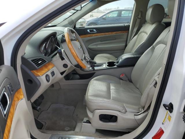 Photo 7 from auction – 2011 LINCOLN MKT with VIN 2LMHJ5AR2BBJ50946