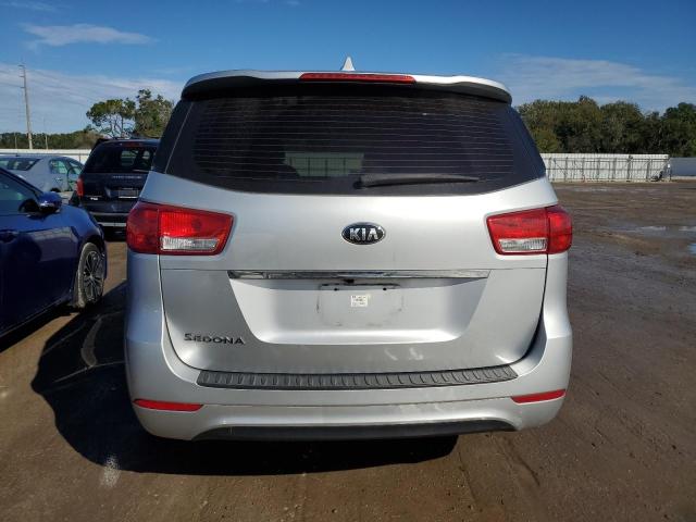 Photo 6 from auction – 2017 KIA SEDONA L with VIN KNDMA5C17H6285031