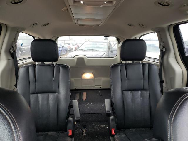 Photo 10 from auction – 2015 CHRYSLER TOWN & COU with VIN 2C4RC1CG0FR554814