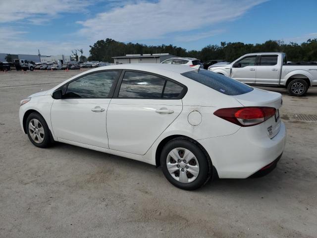 Photo 2 from auction – 2017 KIA FORTE LX with VIN 3KPFK4A70HE057941