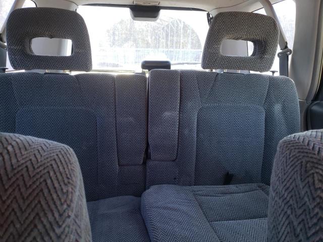 Photo 10 from auction – 1998 HONDA CR-V LX with VIN JHLRD2848WC008873