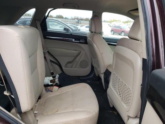 Photo 6 from auction – 2015 KIA SORENTO LX with VIN 5XYKTCA65FG586217