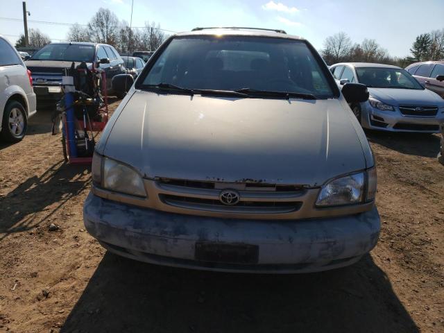 Photo 5 from auction – 2000 TOYOTA SIENNA LE with VIN 4T3ZF13C1YU218344