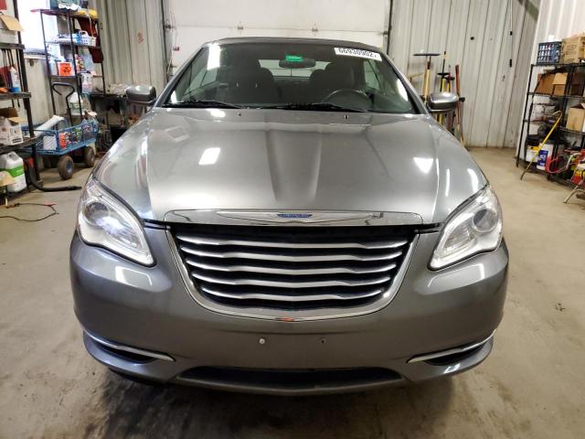 Photo 5 from auction – 2012 CHRYSLER 200 TOURIN with VIN 1C3BCBEB5CN145097