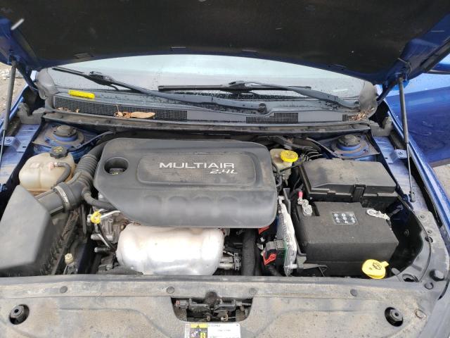 Photo 11 from auction – 2015 CHRYSLER 200 LIMITE with VIN 1C3CCCAB3FN532820