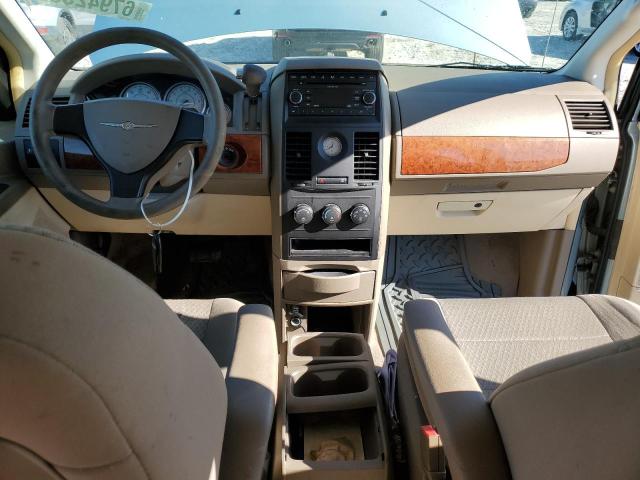 Photo 8 from auction – 2008 CHRYSLER TOWN & COU with VIN 2A8HR44H58R142340