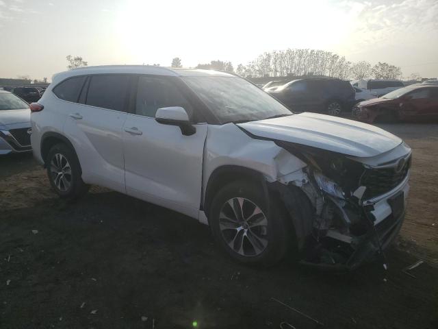 Photo 4 from auction – 2020 TOYOTA HIGHLANDER with VIN 5TDHZRAH1LS012628