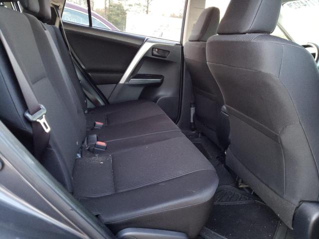 Photo 11 from auction – 2017 TOYOTA RAV4 LE with VIN JTMZFREVXHJ103432