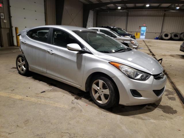 Photo 4 from auction – 2013 HYUNDAI ELANTRA GL with VIN 5NPDH4AE2DH383864