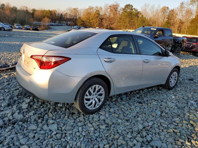 Photo 3 from auction – 2018 TOYOTA COROLLA L with VIN 5YFBURHEXJP818053