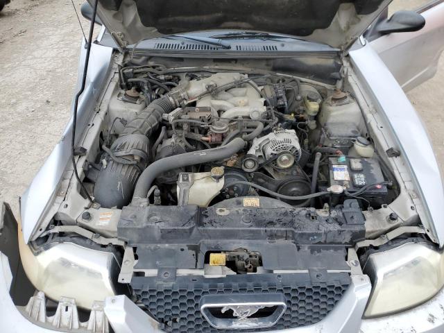 Photo 11 from auction – 2000 FORD MUSTANG with VIN 1FAFP4049YF120457