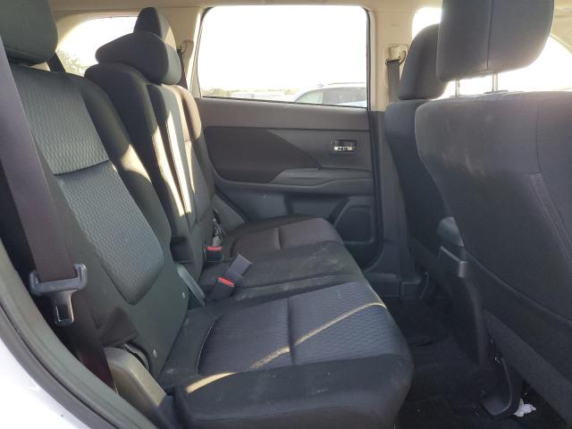 Photo 11 from auction – 2014 MITSUBISHI OUTLANDER with VIN JA4AZ3A37EZ009554