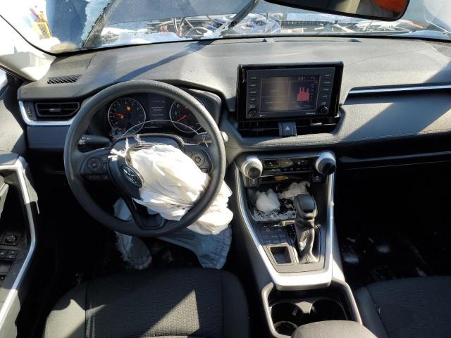 Photo 8 from auction – 2020 TOYOTA RAV4 LE with VIN JTMF1RFV2LD050118