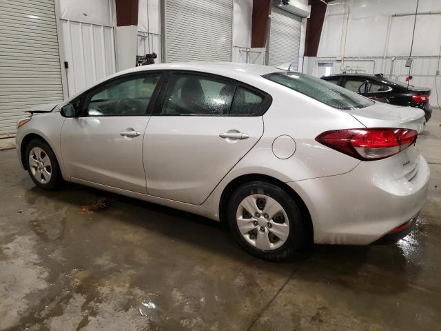 Photo 2 from auction – 2018 KIA FORTE LX with VIN 3KPFK4A77JE249475