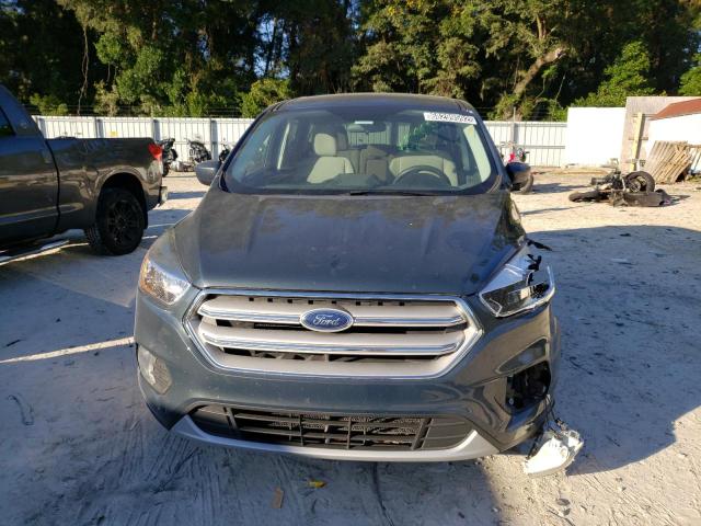 Photo 5 from auction – 2019 FORD ESCAPE SE with VIN 1FMCU0GD2KUB14261