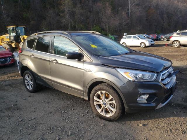 Photo 4 from auction – 2017 FORD ESCAPE SE with VIN 1FMCU9GD1HUE61786