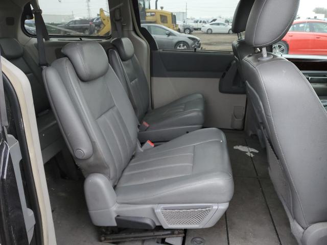 Photo 11 from auction – 2010 CHRYSLER TOWN & COU with VIN 2A4RR5D16AR126667