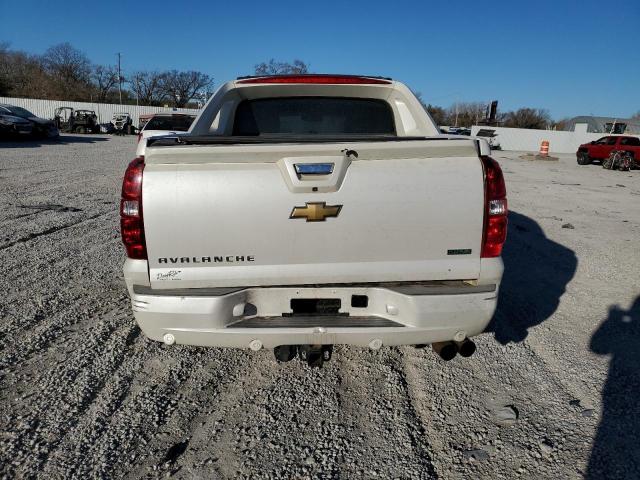 Photo 6 from auction – 2011 CHEVROLET AVALANCHE with VIN 3GNTKGE33BG245562