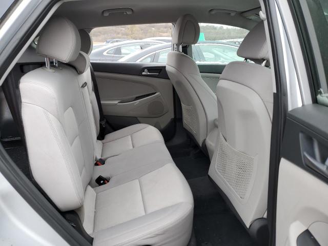 Photo 11 from auction – 2017 HYUNDAI TUCSON SE with VIN KM8J23A4XHU336434