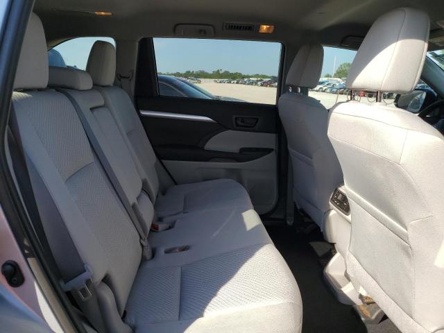 Photo 11 from auction – 2019 TOYOTA HIGHLANDER with VIN 5TDZZRFH0KS361453