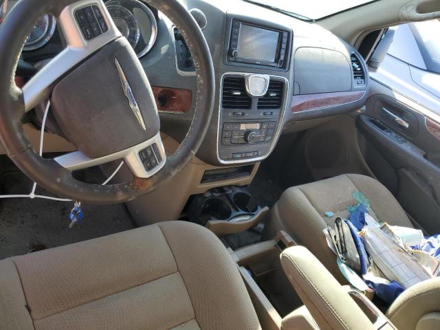 Photo 8 from auction – 2014 CHRYSLER TOWN & COU with VIN 2C4RC1BG5ER463909