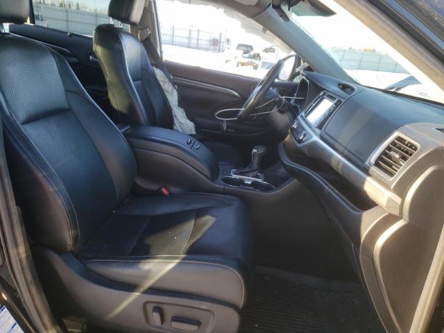 Photo 7 from auction – 2018 TOYOTA HIGHLANDER with VIN 5TDDZRFH4JS494323