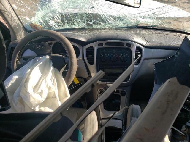 Photo 8 from auction – 2005 TOYOTA HIGHLANDER with VIN JTEEP21A950080017