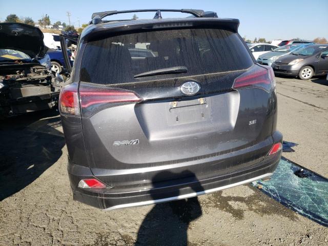 Photo 6 from auction – 2017 TOYOTA RAV4 SE with VIN 2T3NFREV1HW382382