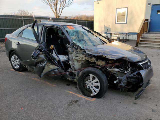 Photo 4 from auction – 2013 KIA FORTE EX with VIN KNAFU4A21D5694628