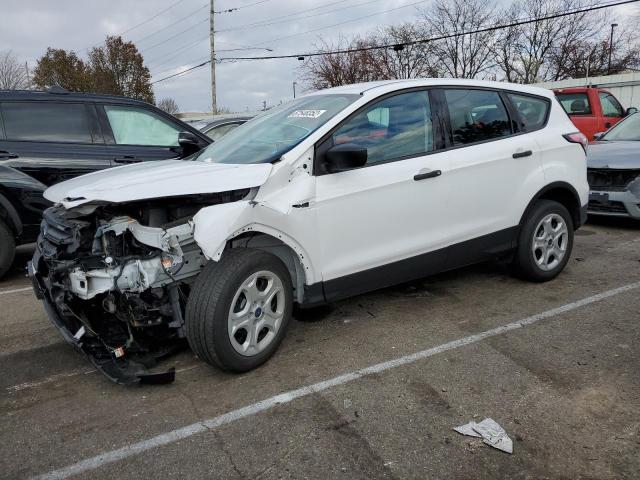 FORD ESCAPE S 2017 z numerem VIN 1FMCU0F77HUC21830 - Zdjęcie z aukcji