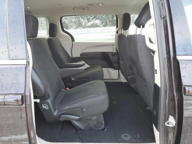 Photo 11 from auction – 2017 CHRYSLER PACIFICA T with VIN 2C4RC1DGXHR531669
