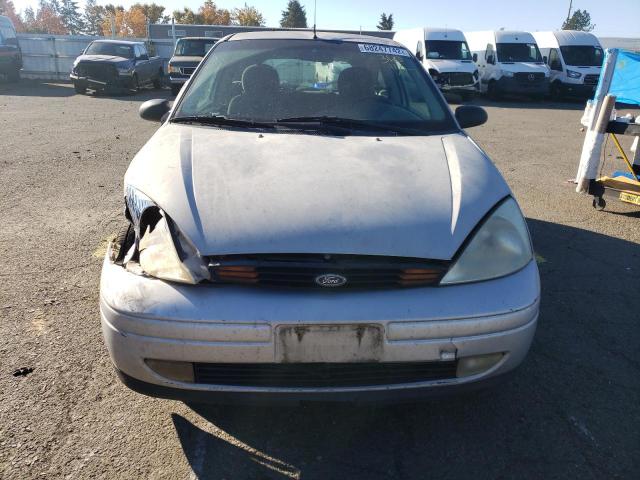 Photo 5 from auction – 2000 FORD FOCUS ZX3 with VIN 3FAFP3138YR180880