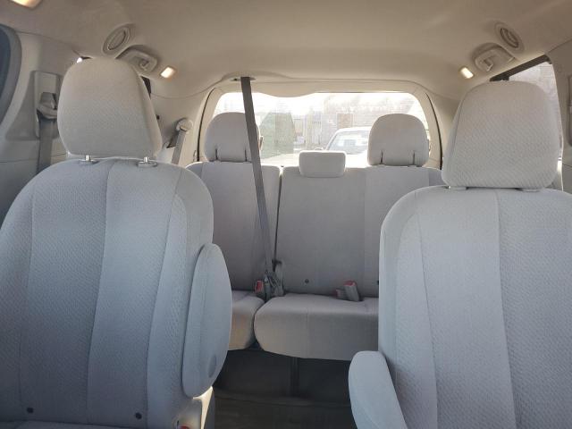Photo 10 from auction – 2012 TOYOTA SIENNA LE with VIN 5TDJK3DC2CS036228