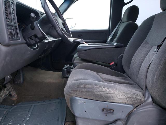 Photo 7 from auction – 2003 CHEVROLET SILVERADO with VIN 1GCGK13UX3F125800